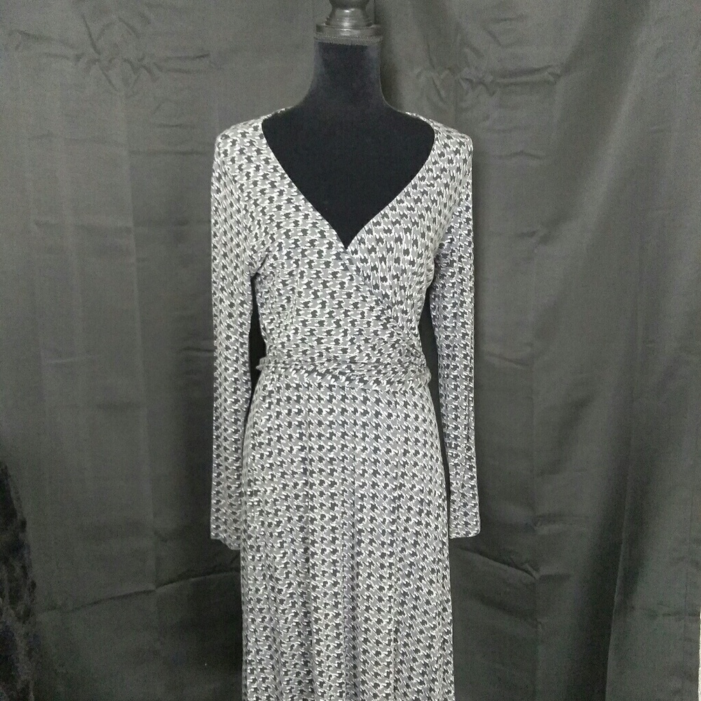 NEW YORK and COMPANY